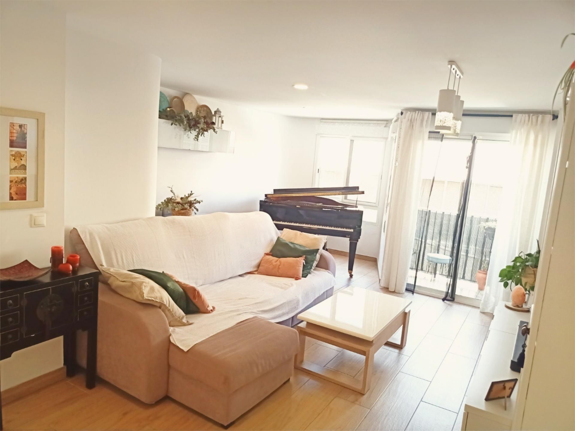 Living room of Flat for sale in Alicante / Alacant  with Air Conditioner, Terrace and Balcony