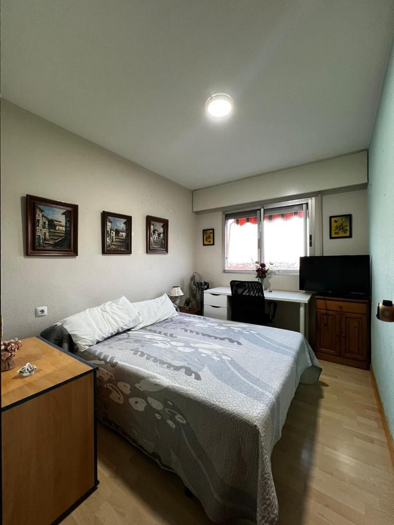 Flat to share in Carrer d'Emili Baró, 82, Camí de Vera