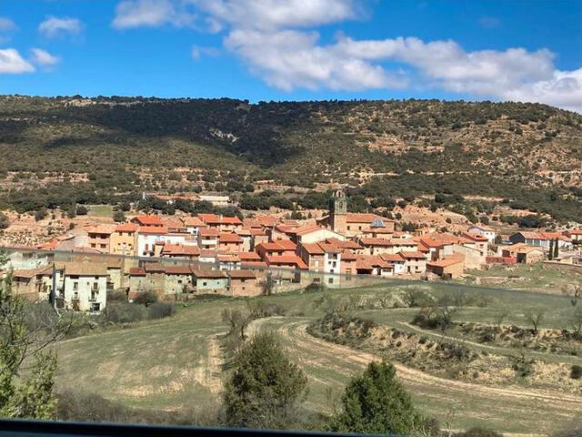 Vista exterior de Casa o xalet en venda en Puebla de San Miguel amb Terrassa