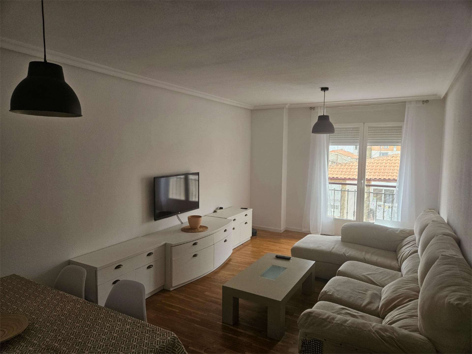 Sala d'estar de Pis de lloguer en Salamanca Capital amb Calefacció, Parquet i Terrassa