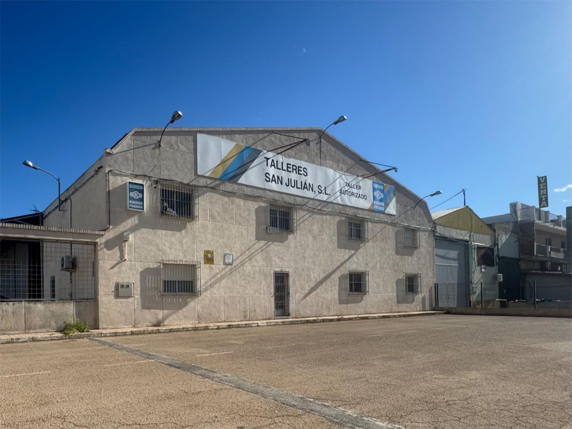 Vista exterior de Nave industrial en venta en Lorca con Aire acondicionado, Calefacción y Amueblado