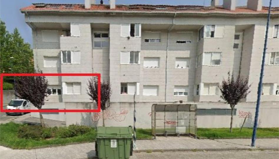 Photo 1 of Premises for sale in Avenida Pablo Iglesias, 69, Priegue, Pontevedra