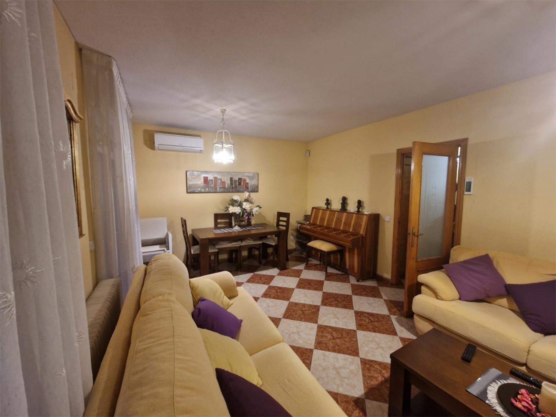 Flat to share in Avenida del Río Boladiez, 27, Santa María de Benquerencia