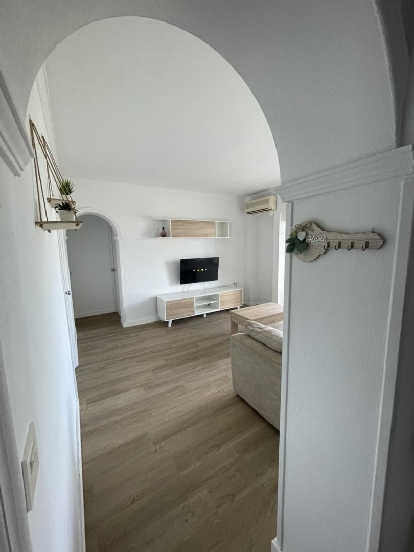 Living room of Flat to rent in Jerez de la Frontera  with Air Conditioner and Balcony