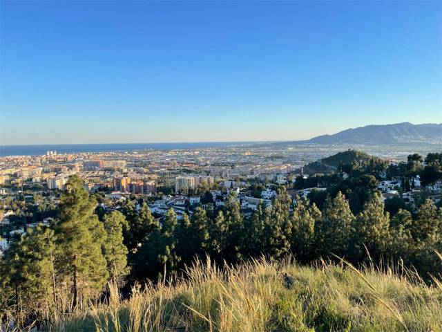 Terreno urbanizable en Venta en Calle Célebes Barat, 37 en El Atabal