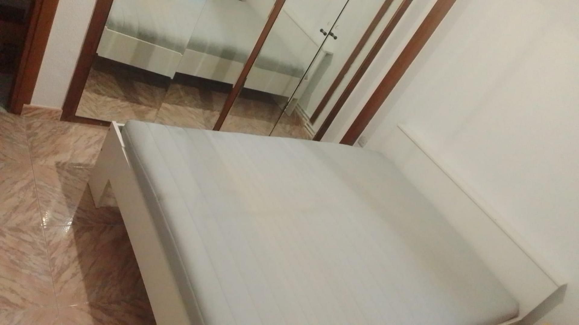 Bedroom of Flat to share in Móstoles  with Heating, Washing machine and Microwave