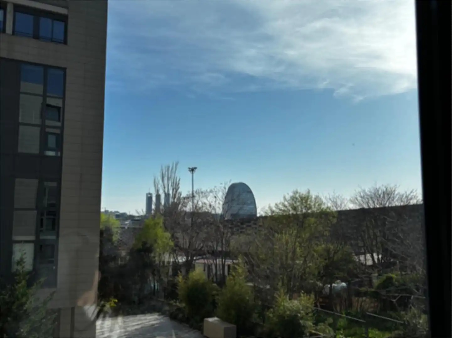 Vista exterior de Oficina de alquiler en Madrid