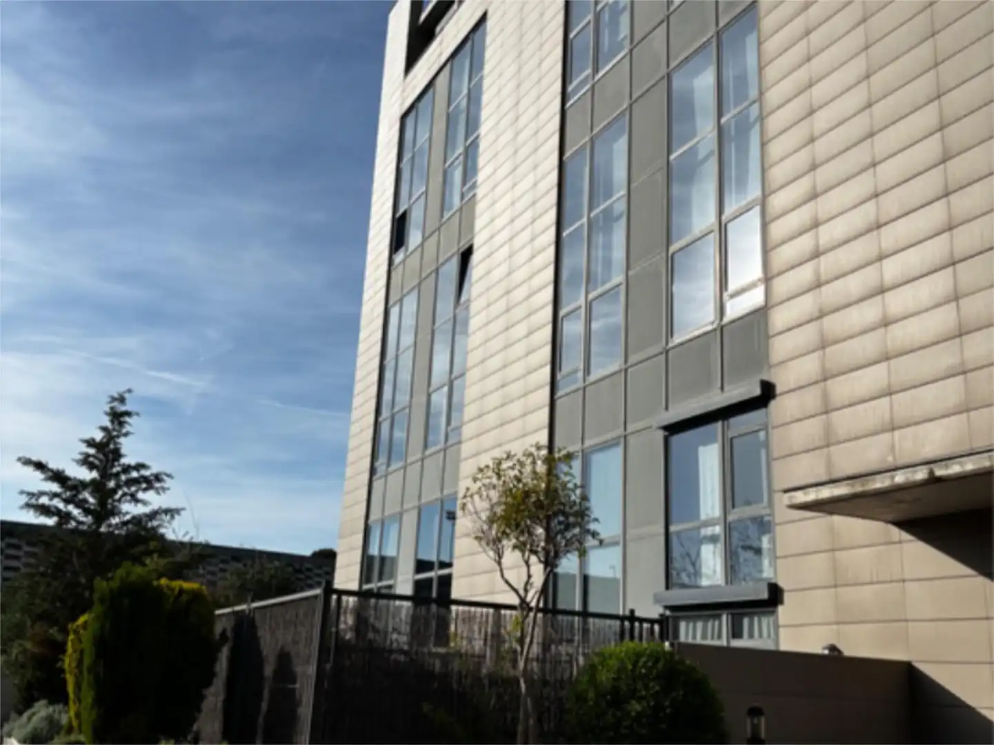 Vista exterior de Oficina de alquiler en Madrid