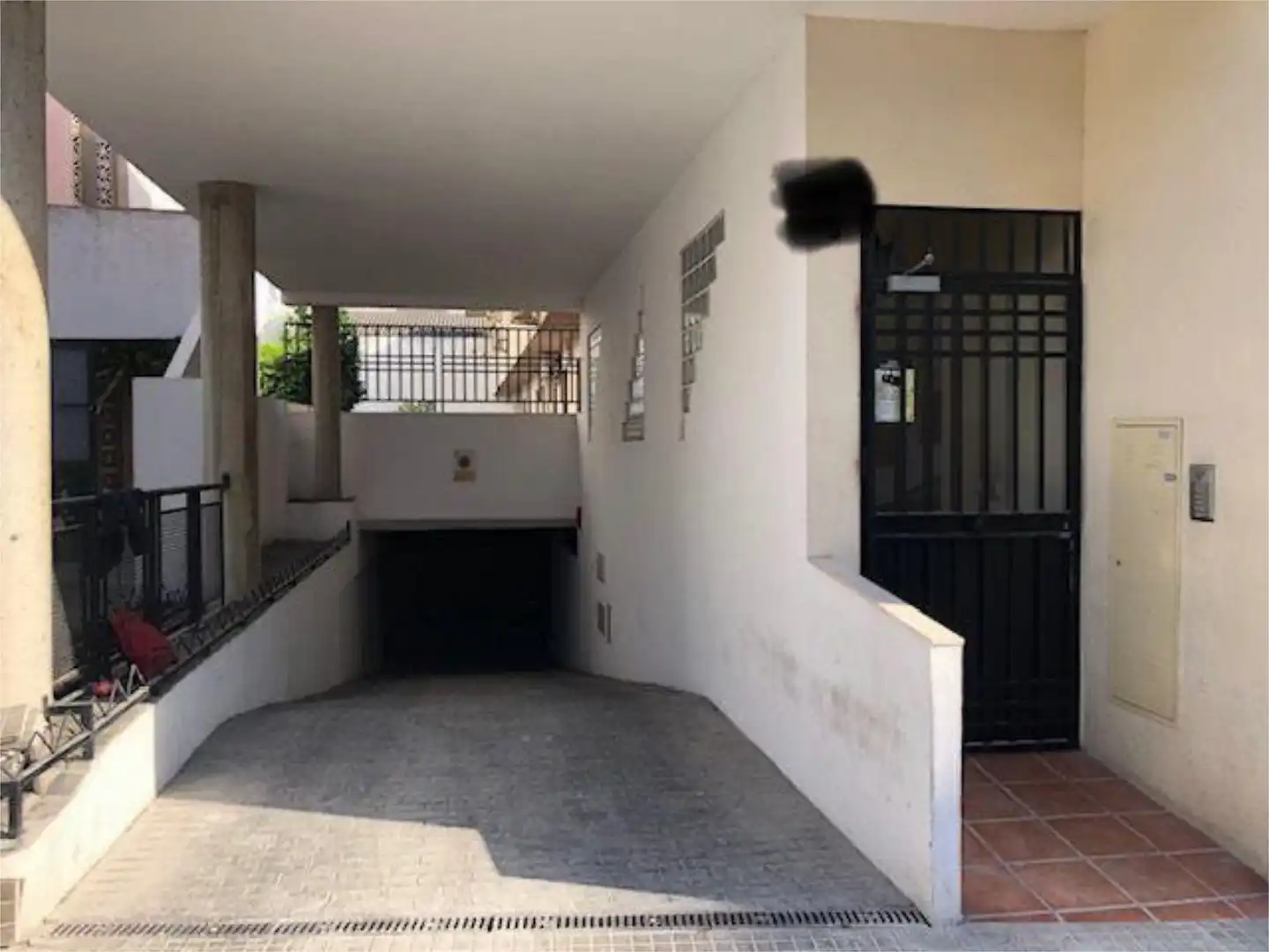 Exterior view of Flat for sale in Algeciras  with Air Conditioner, Heating and Parquet flooring