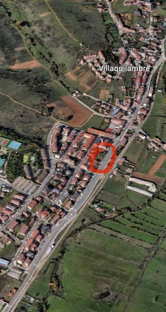 Exterior view of Constructible Land for sale in Villaquilambre