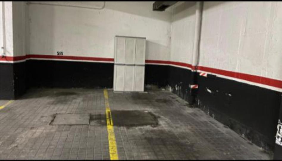 Garage to rent in Avenida de Ramón y Cajal, 105, Colina, Madrid - image 1 Photo 1 of Garage to rent in Avenida de Ramón y Cajal, 105, Colina, Madrid