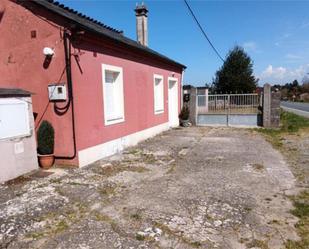 House or chalet for sale in Friol