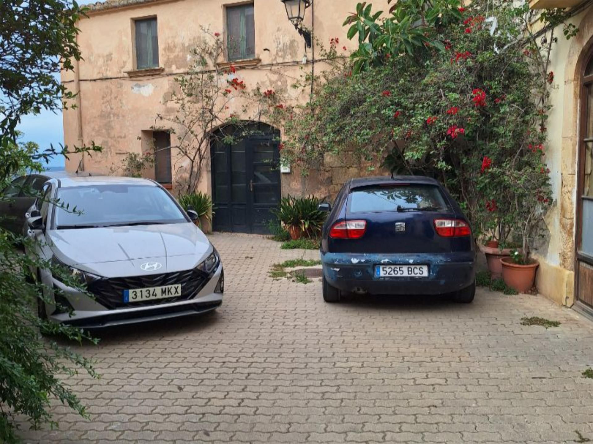 Aparcament de Casa adosada en venda en Castellet i la Gornal amb Terrassa i Balcó