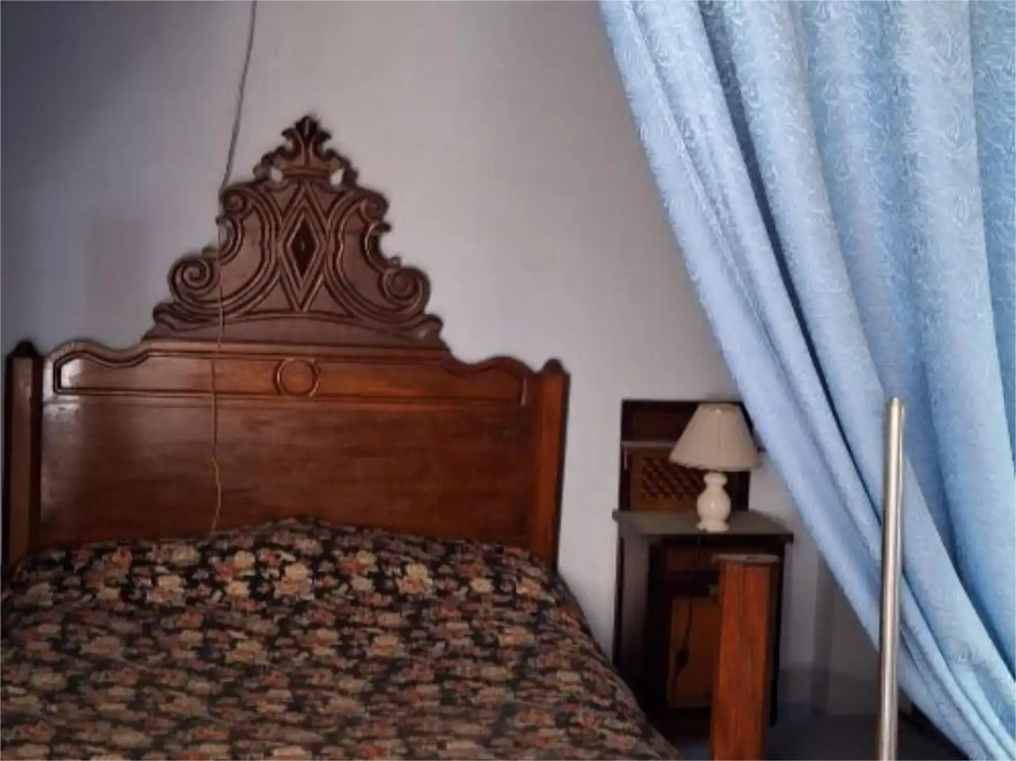 Casa adosada en venda a Carrer de la Casa Gran, 16, Castellet i la Gornal Dormitori de Casa adosada en venda en Castellet i la Gornal amb Terrassa i Balcó