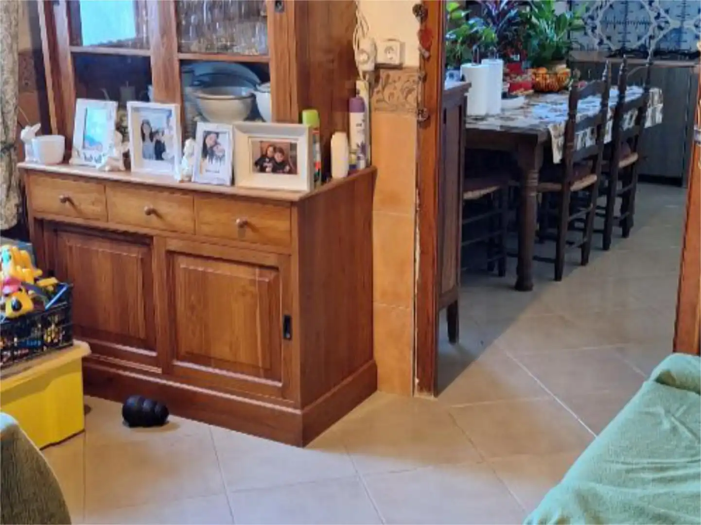 Casa adosada en venda a Carrer de la Casa Gran, 16, Castellet i la Gornal Menjador de Casa adosada en venda en Castellet i la Gornal amb Terrassa i Balcó