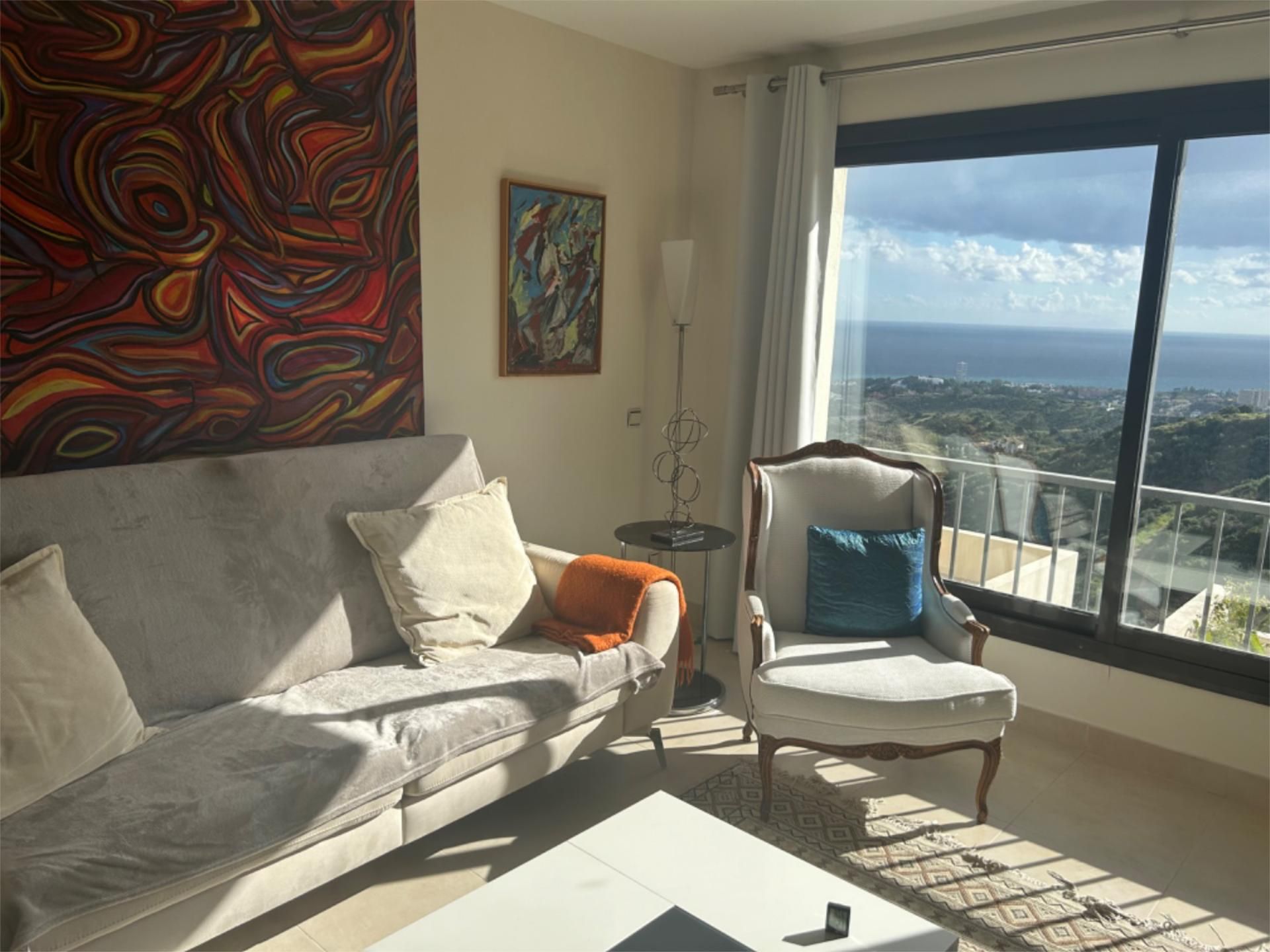 Living room of Flat for sale in Marbella  with Air Conditioner, Heating and Private garden