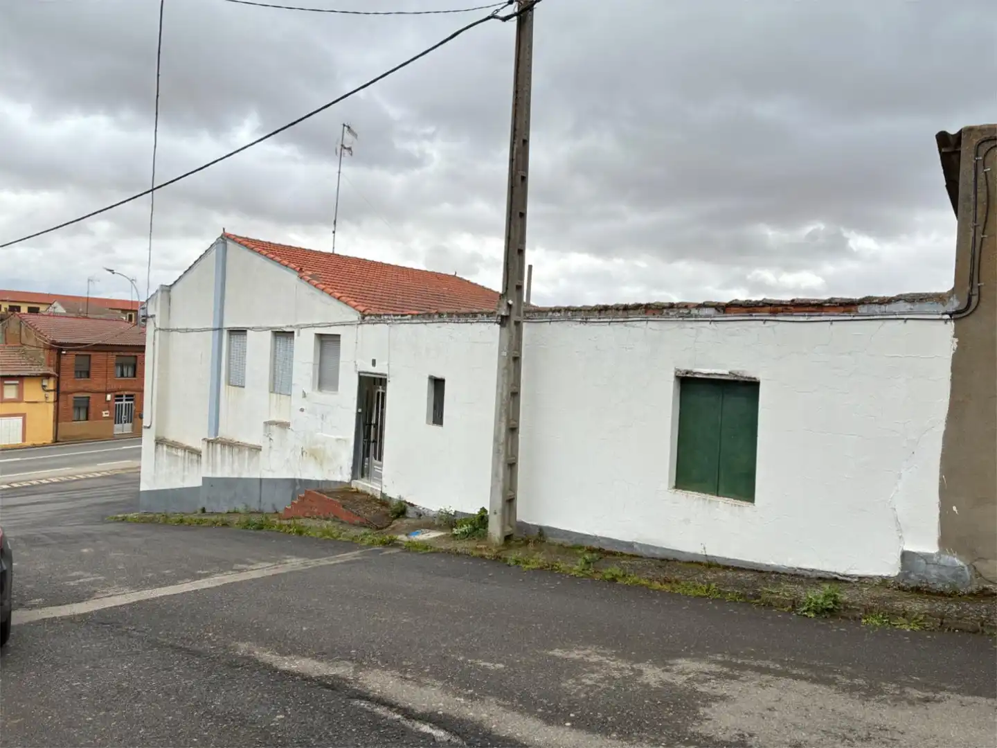 Casa o chalet en venta en Calle la Rua, 1, Cebrones del Río Vista exterior de Casa o chalet en venta en Cebrones del Río con Jardín privado, Amueblado y Balcón