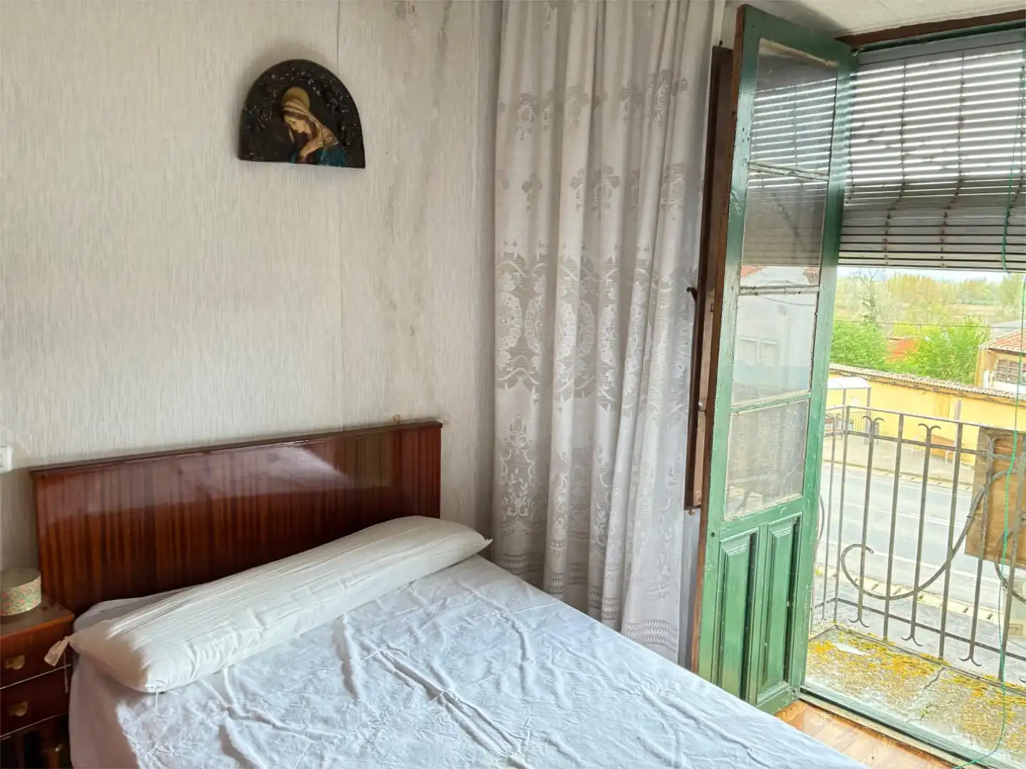 Casa o chalet en venta en Calle la Rua, 1, Cebrones del Río Habitación de Casa o chalet en venta en Cebrones del Río con Jardín privado, Amueblado y Balcón
