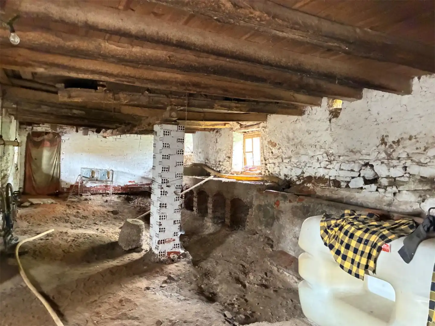 Casa o chalet en venta en Calle la Rua, 1, Cebrones del Río Casa o chalet en venta en Cebrones del Río con Jardín privado, Amueblado y Balcón