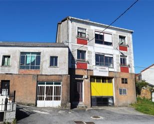 Vista exterior de Pis en venda en Bande amb Terrassa i Balcó
