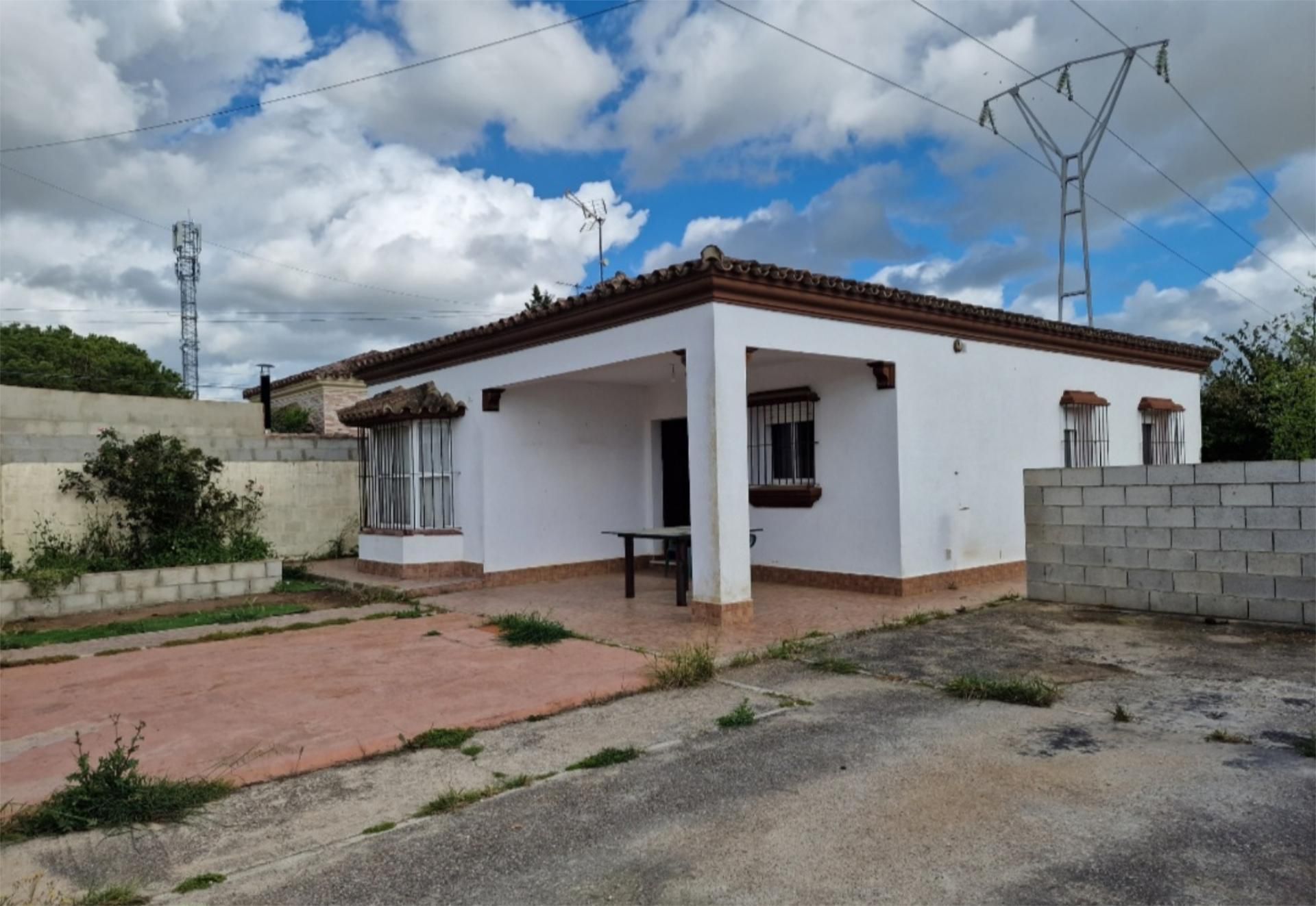 Exterior view of House or chalet for sale in Chiclana de la Frontera  with Terrace and Storage room