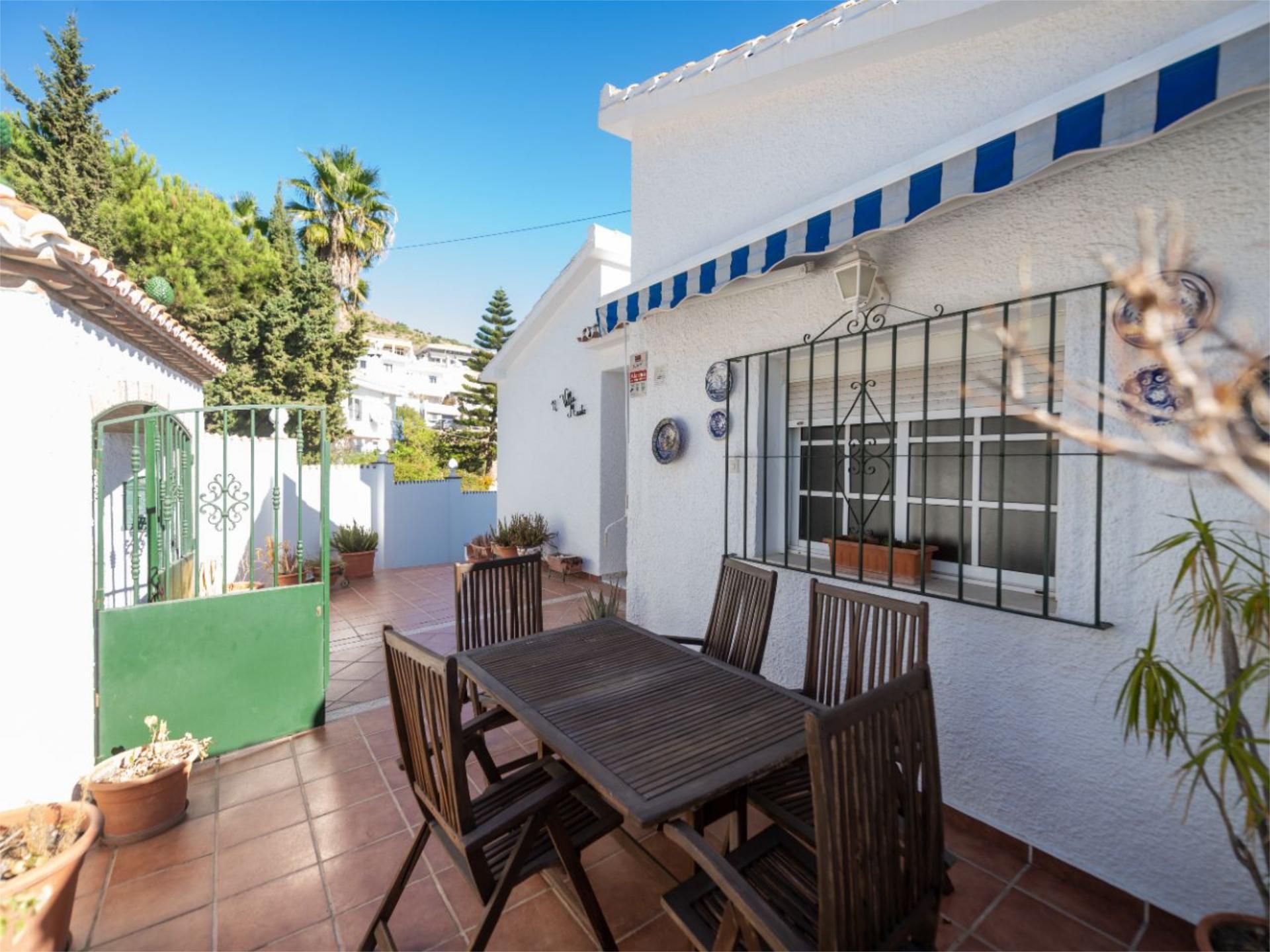 Garden of House or chalet for sale in Benalmádena  with Air Conditioner, Heating and Private garden