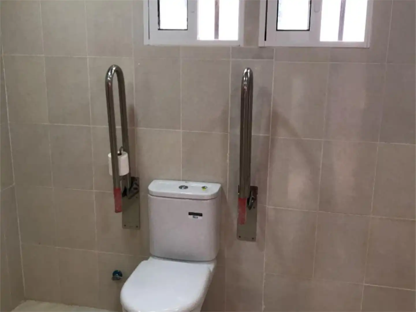 Baño de Local de alquiler en Zamora Capital 