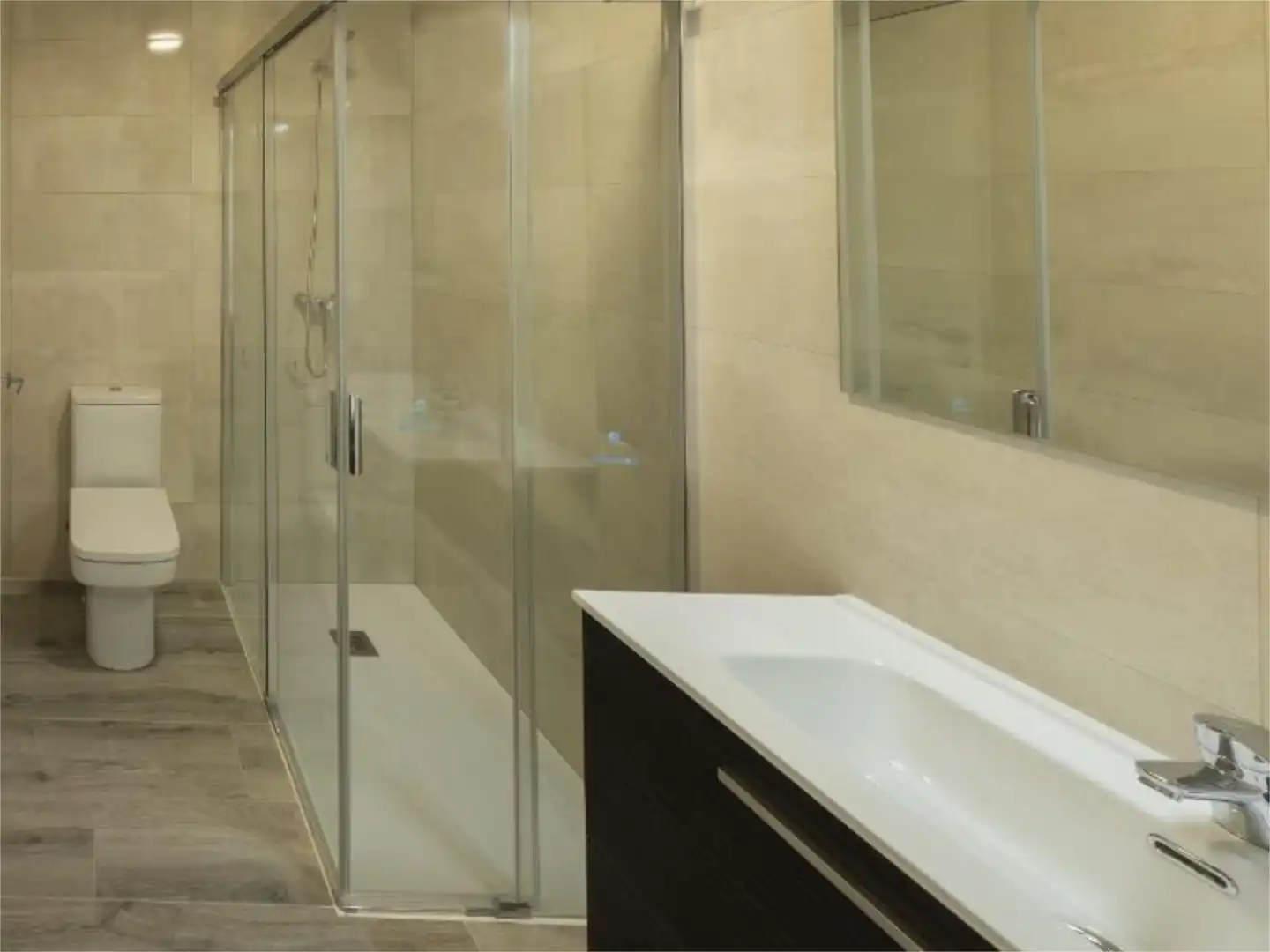 Baño de Piso en venta en Vilallonga del Camp con Aire acondicionado, Calefacción y Terraza