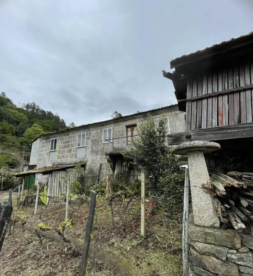 Casa o chalet en venta en Lugar Rial, 2, A Arnoia Vista exterior de Casa o chalet en venta en A Arnoia con Terraza y Balcón