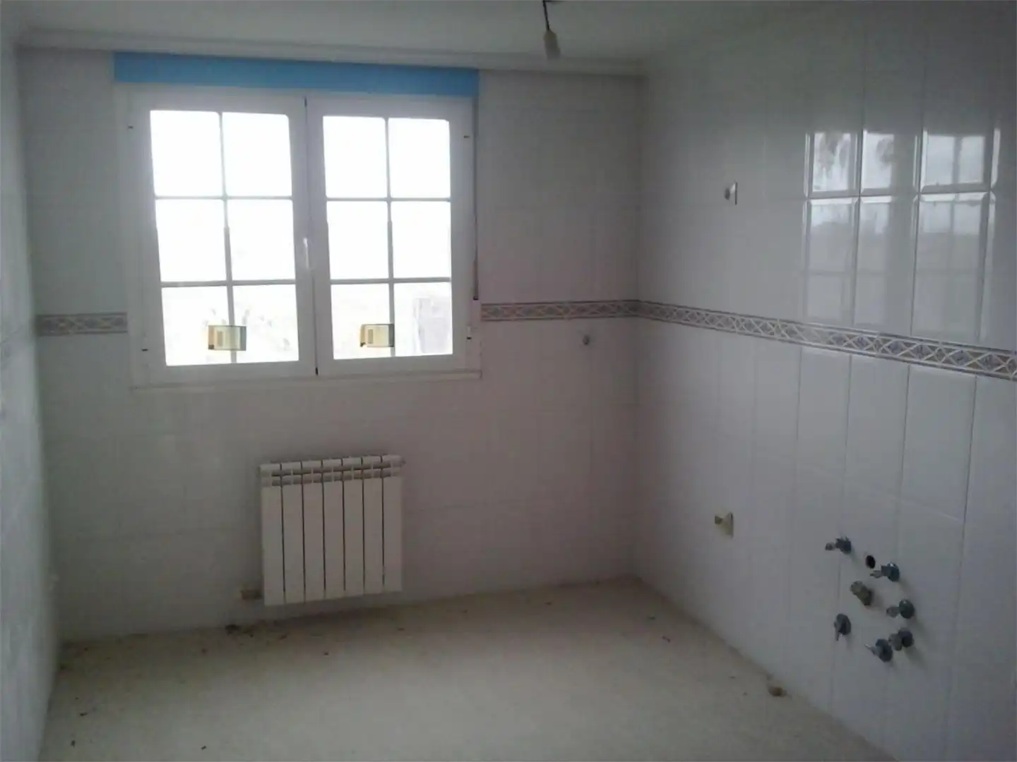 Baño de Piso en venta en Chozas de Abajo con Calefacción, Jardín privado y Parquet