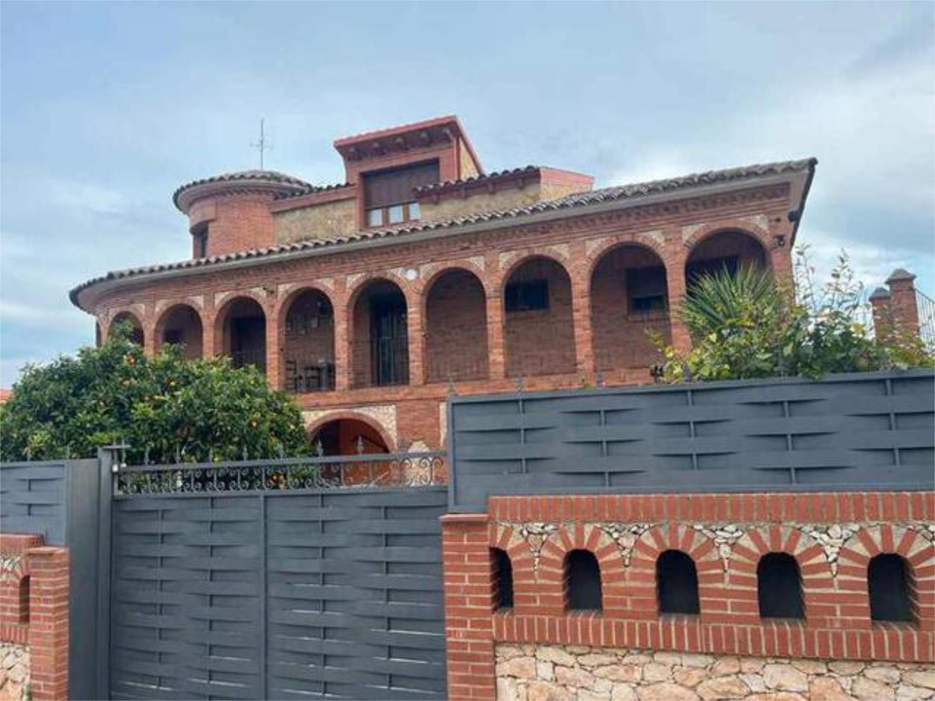Exterior view of Single-family semi-detached for sale in La Pobla de Montornès  