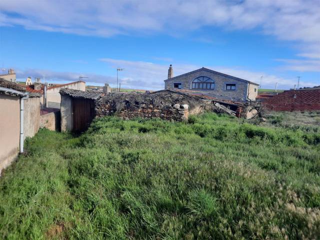 Piso en Venta en Calle Cruz, 2 en Almaraz de Duero