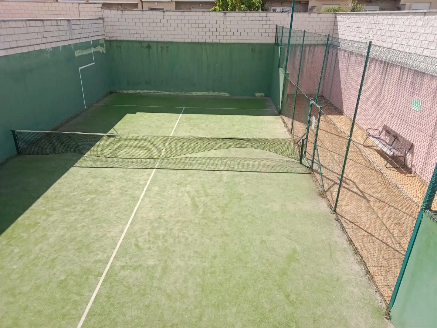 Flat for sale in Calle Sierra de Tormantos, 15, Los Pinos - El Pilar Garden of Flat for sale in Plasencia with Air Conditioner, Terrace and Swimming Pool