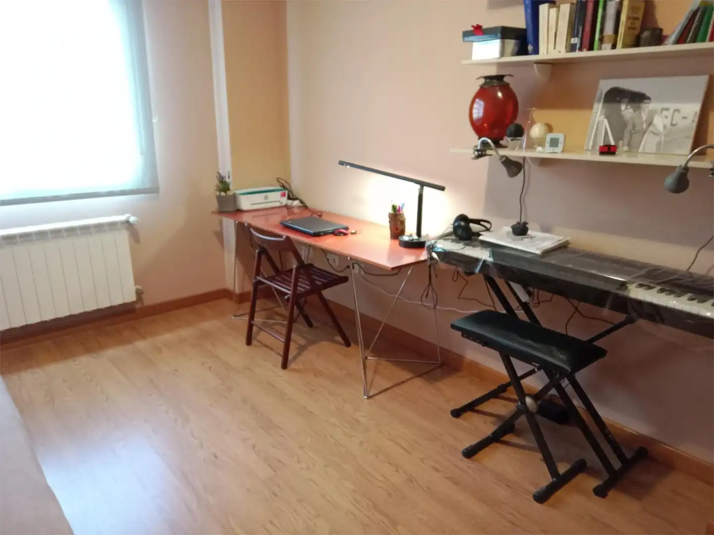 Flat for sale in Calle Sierra de Tormantos, 15, Los Pinos - El Pilar Bedroom of Flat for sale in Plasencia with Air Conditioner, Terrace and Swimming Pool
