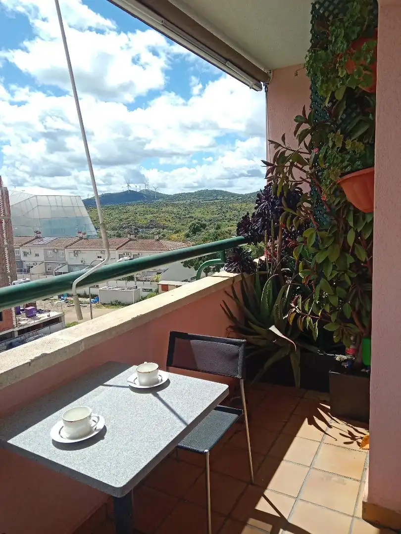 Flat for sale in Calle Sierra de Tormantos, 15, Los Pinos - El Pilar Terrace of Flat for sale in Plasencia with Air Conditioner, Terrace and Swimming Pool