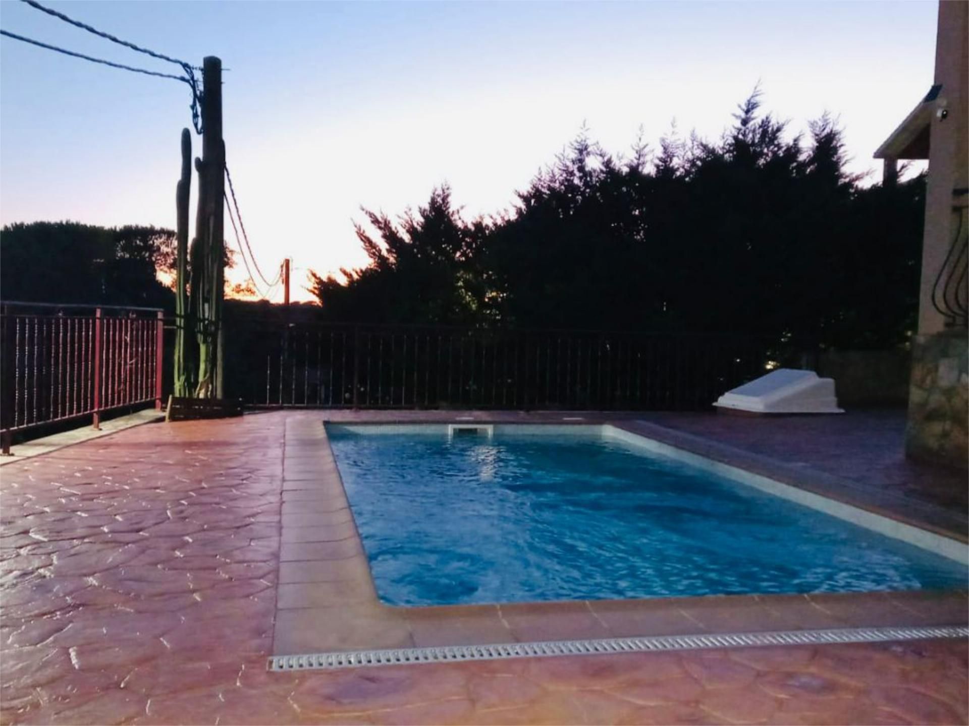 Piscina de Finca rústica en venda en Vidreres amb Aire condicionat, Jardí privat i Terrassa