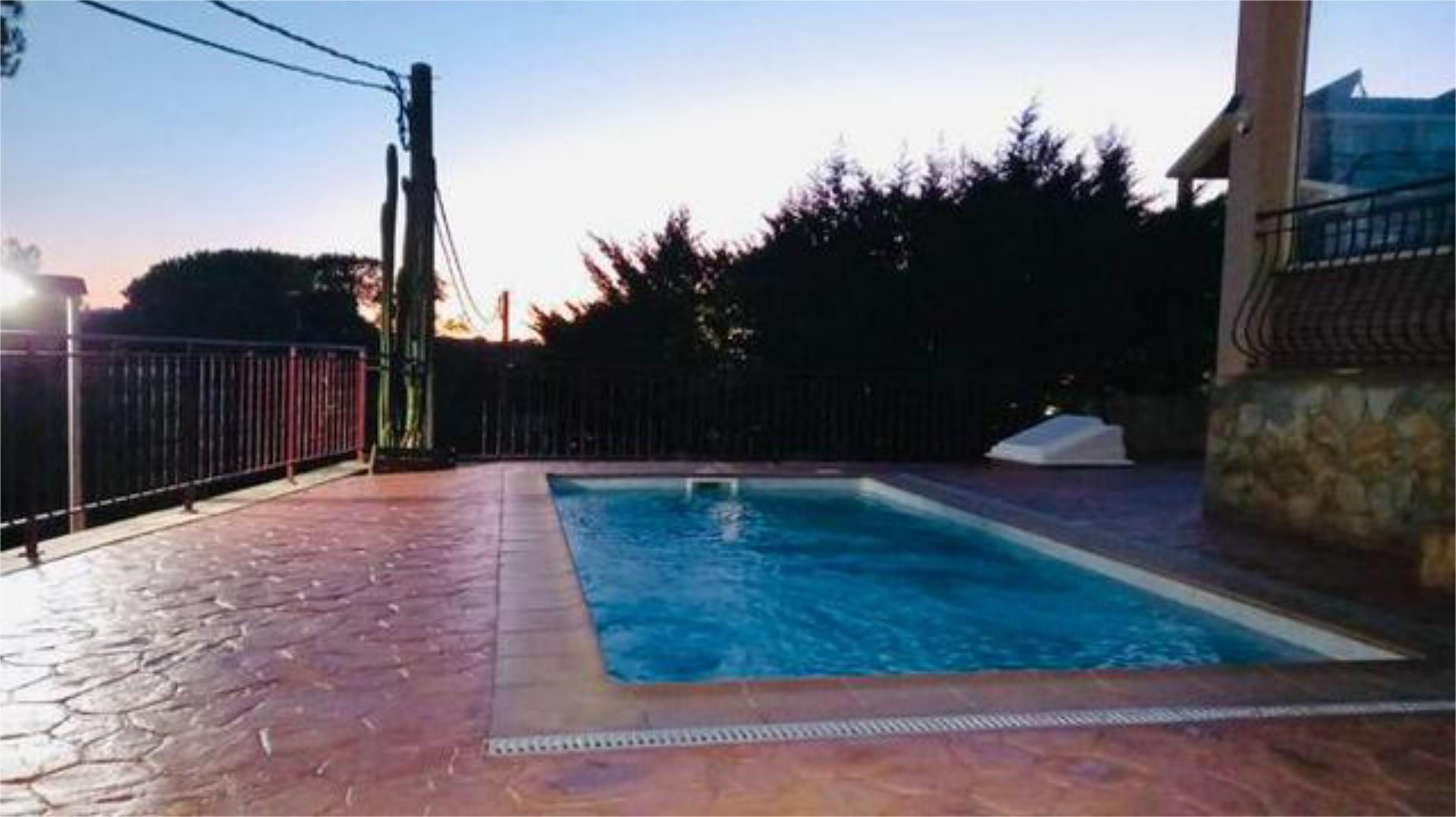 Piscina de Casa adosada en venda en Vidreres amb Terrassa i Piscina