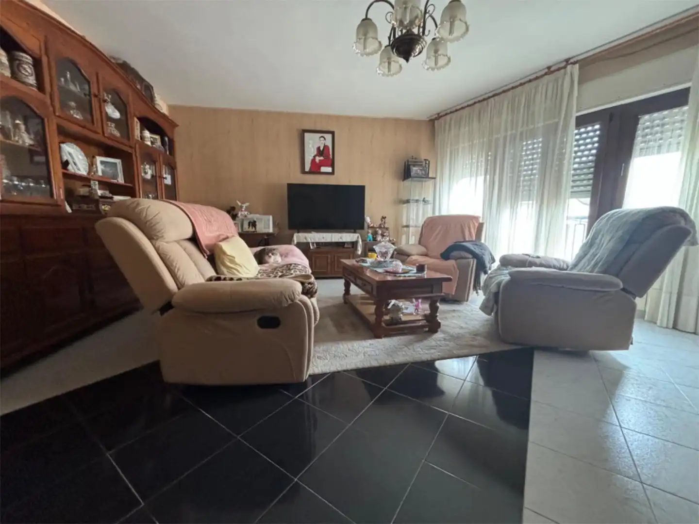 Piso en venta en Calle Cañada de la Sierra, 22, Tres Olivos - La Piedad Sala de estar de Piso en venta en Talavera de la Reina con Aire acondicionado, Calefacción y Amueblado