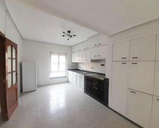 Kitchen of Flat to rent in Oviedo 