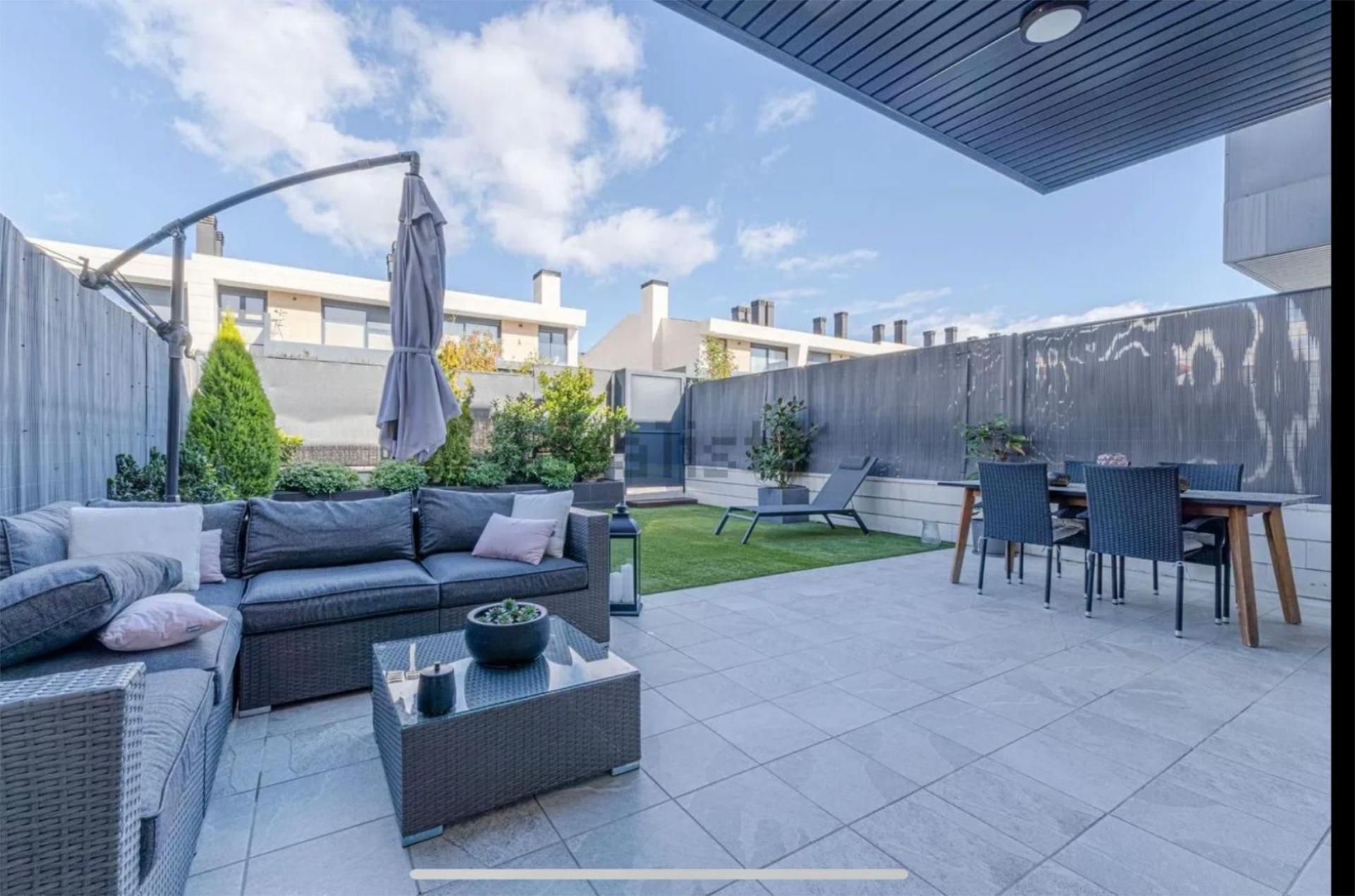 Terrace of House or chalet for sale in Boadilla del Monte  with Air Conditioner, Terrace and Balcony
