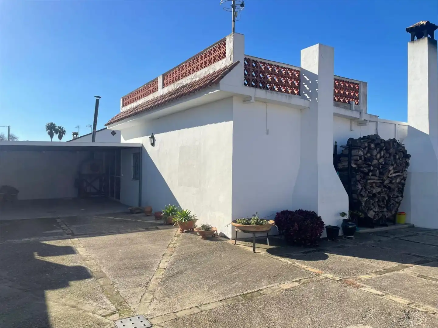 Piso en venta en Carretera de Caulina, 2, El Rocío - La Milagrosa Vista exterior de Piso en venta en Jerez de la Frontera con Aire acondicionado y Piscina