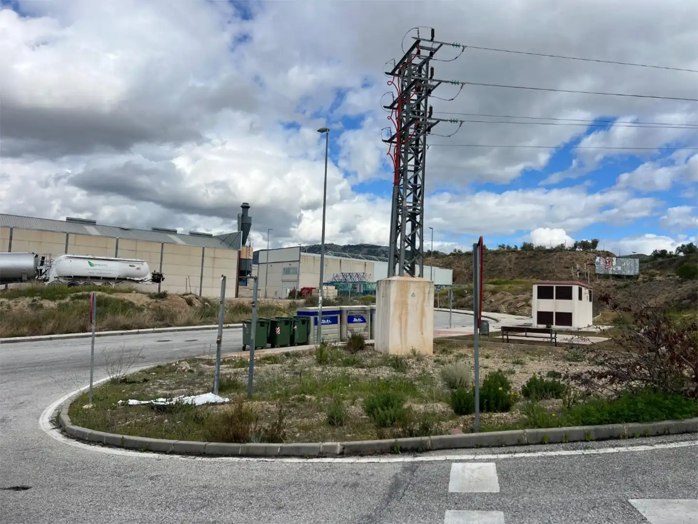 Exterior view of Industrial buildings for sale in La Guardia de Jaén