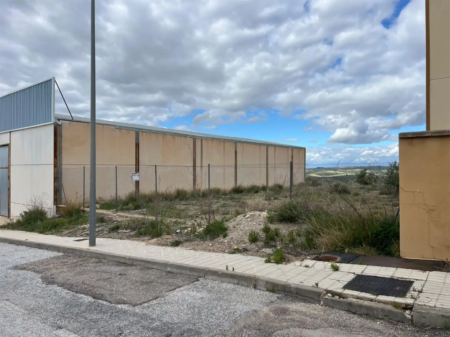 Exterior view of Industrial buildings for sale in La Guardia de Jaén