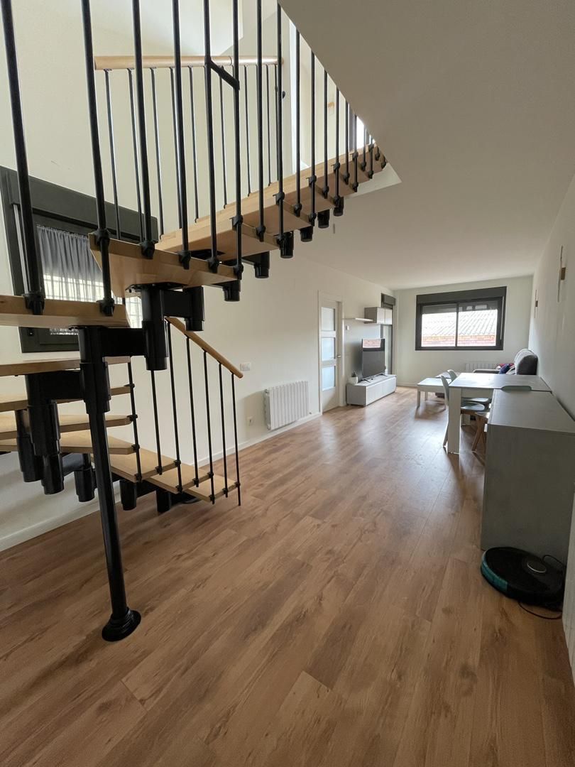 Living room of Flat for sale in Figueres  with Heating, Parquet flooring and Terrace