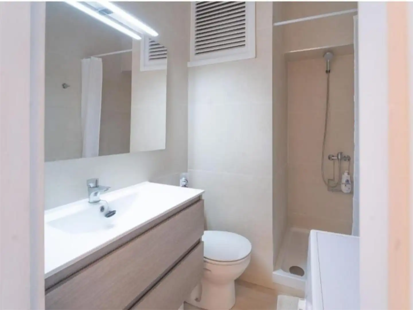 Bathroom of Apartments for rent in Puerto de la Cruz