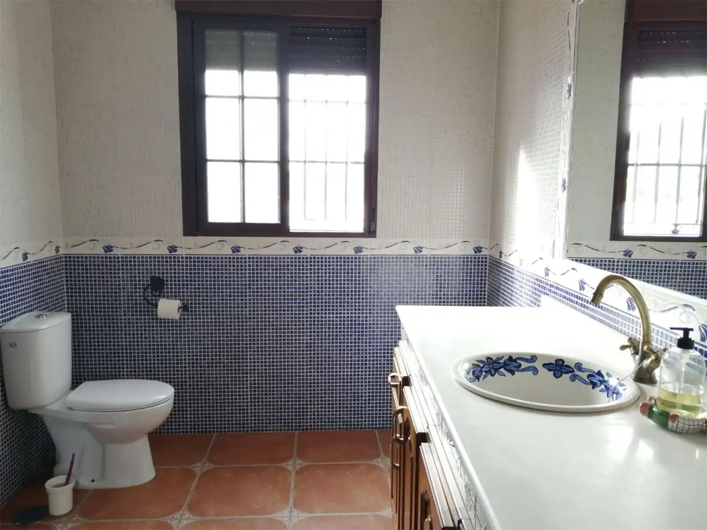 Flat for rent in Calle de las Piedras, 4, Sanlúcar de Guadiana Bathroom of Flat for rent in Sanlúcar de Guadiana with Air Conditioner, Terrace and Furnished