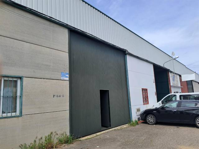 Local comercial en Alquiler en Calle Isaac Peral, 38 en Zona Sur - Av. de España - San Miguel