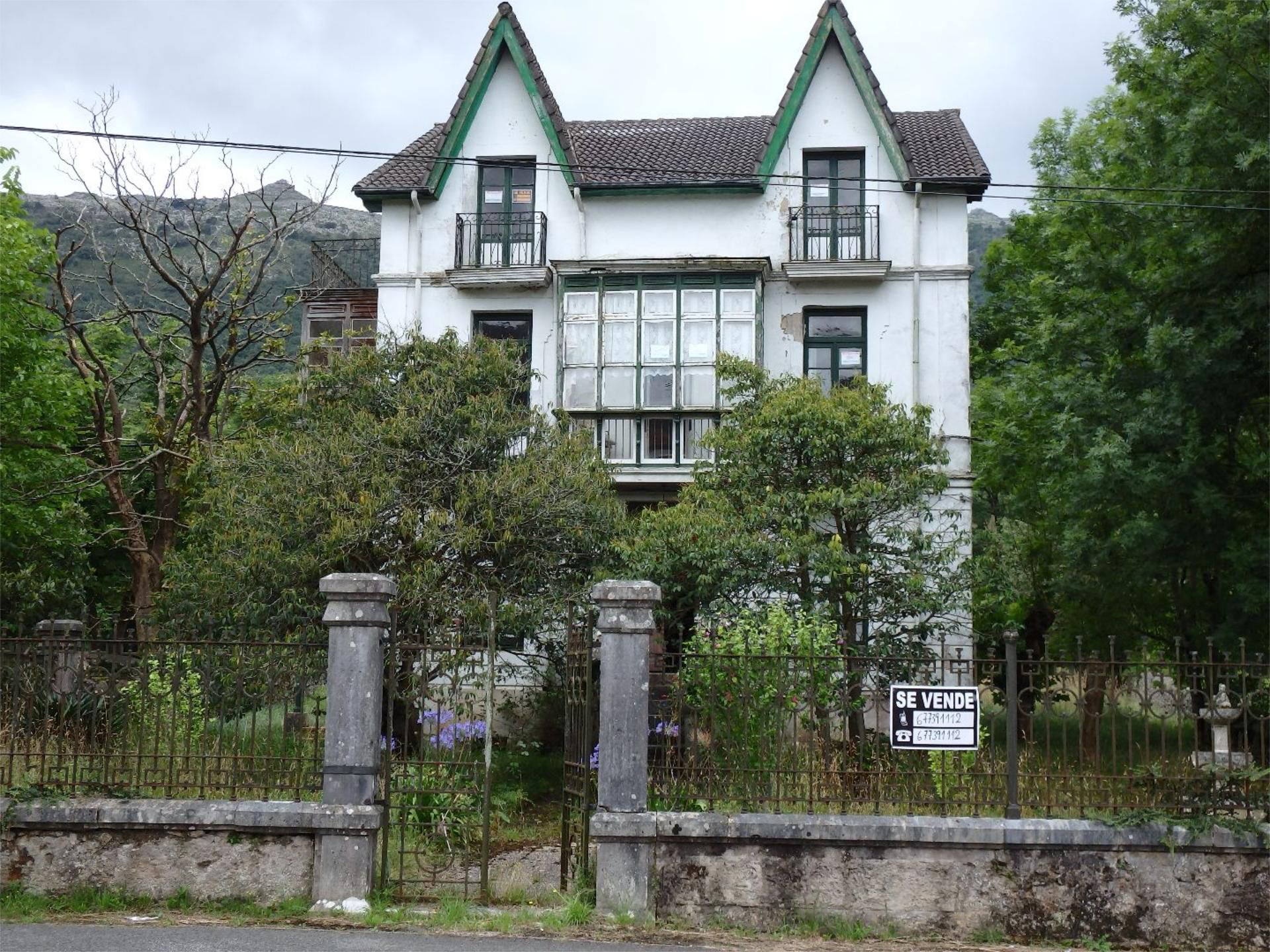 Vista exterior de Pis en venda en Ruesga amb Calefacció, Jardí privat i Traster