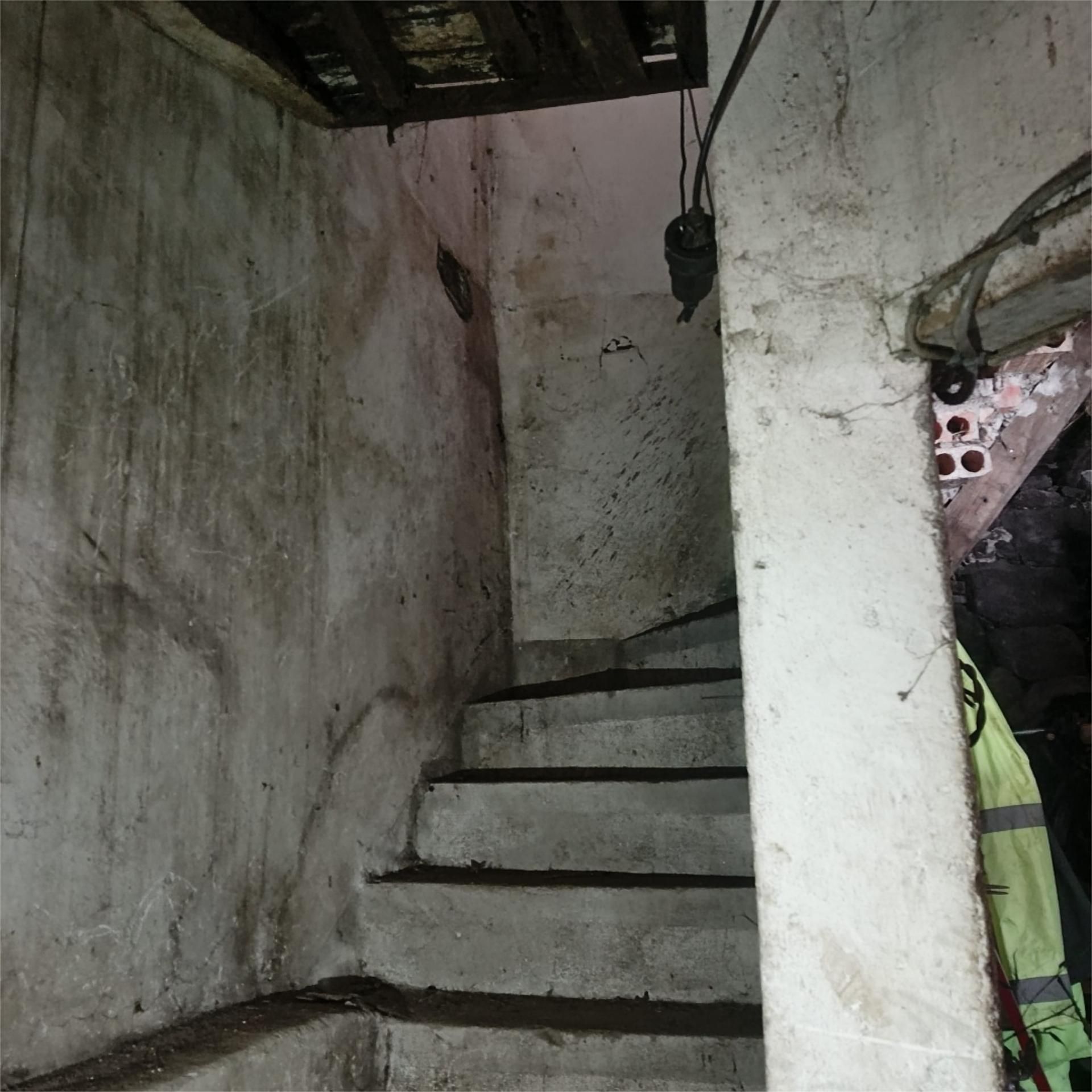 Casa adosada en venta en Baños de Molgas