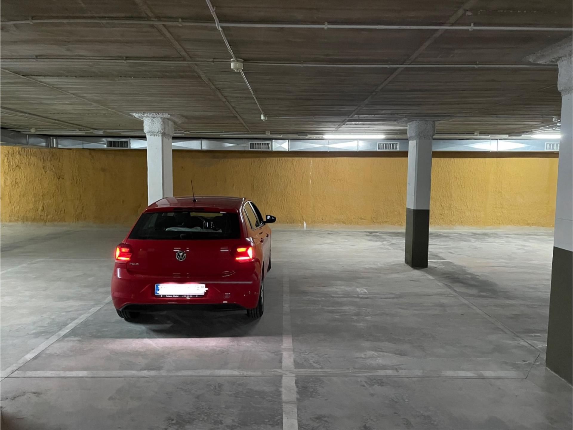 Aparcament de Garatge de lloguer en Girona Capital